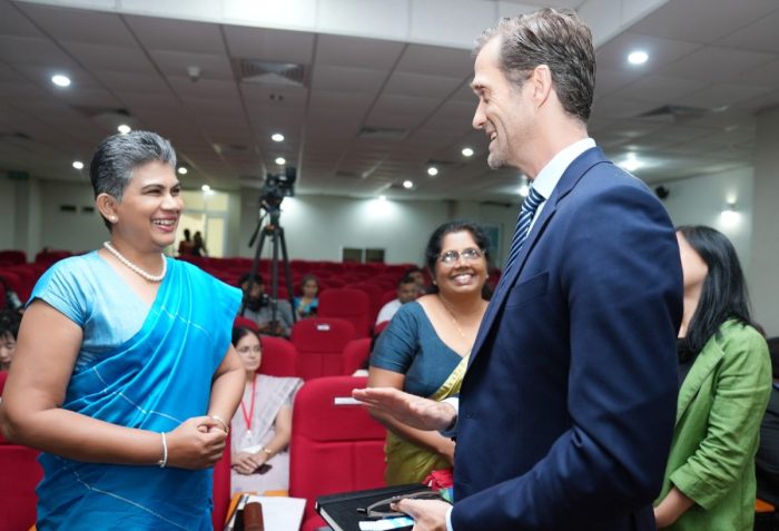 9ae5bc39-6762-49e7-a676-0487487f1c34