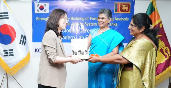 d4eec8a3-bfcb-4894-80be-38e01f45634e